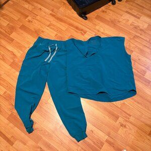 Figs scrubs